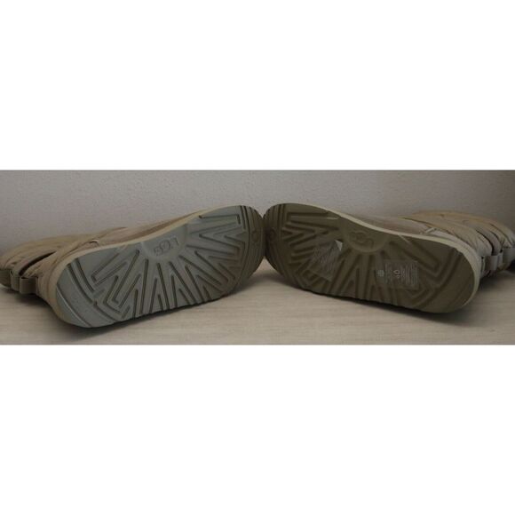 UGG 1120847 Men's Sz 12 Beige Classic Short Pull-On Weather Winter Boots - Picture 11 of 16